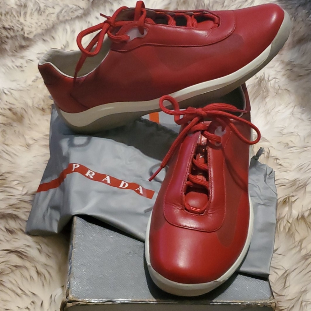 Authentic Men Prada Sneakers w Box & Travel bag